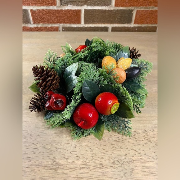 Vintage Christmas Candle Ring Plastic Green Leaves, Fruit, & Nuts 3‎ In Opening - Picture 4 of 10